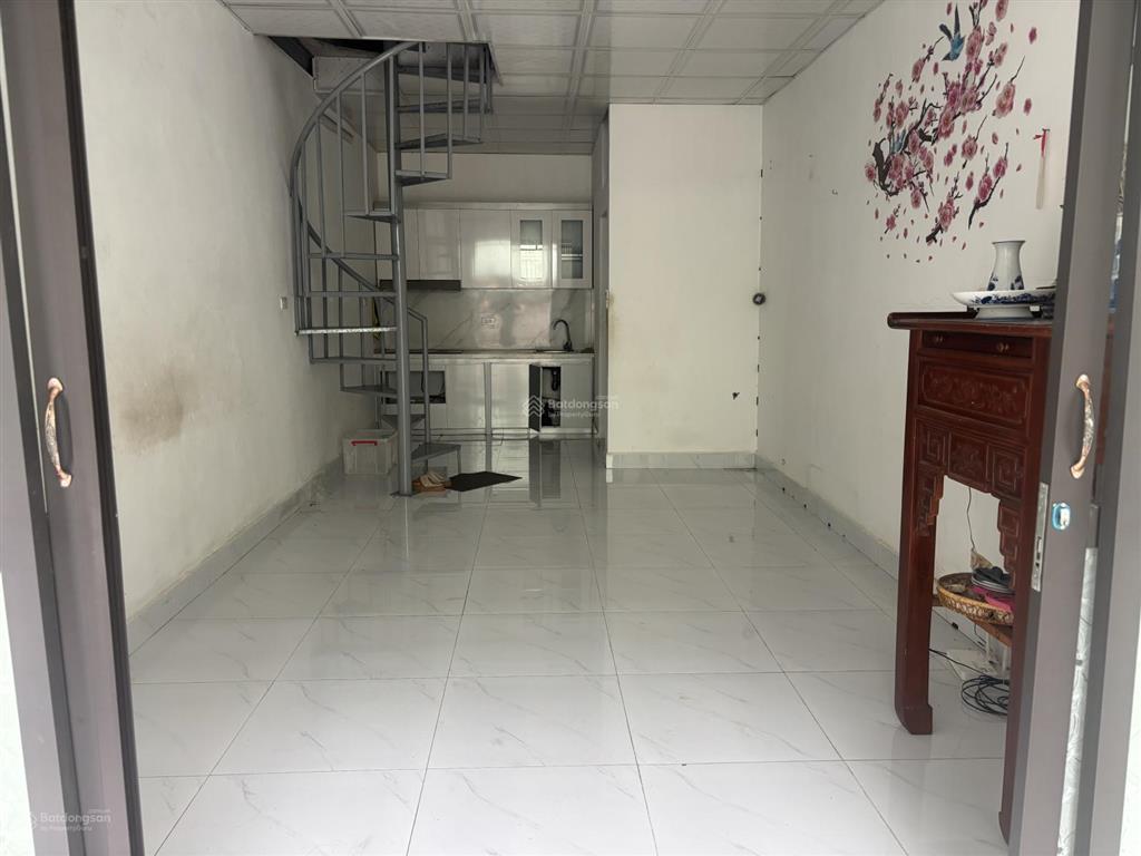 Cho thuê nhà riêng 2 tầng, có thể kinh doanh