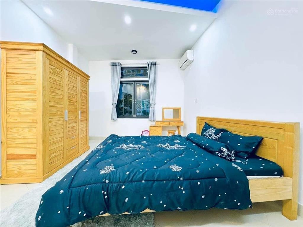 Sang nhượng hiếm có giá tốt tòa azura, view sông hàn pháo hoa