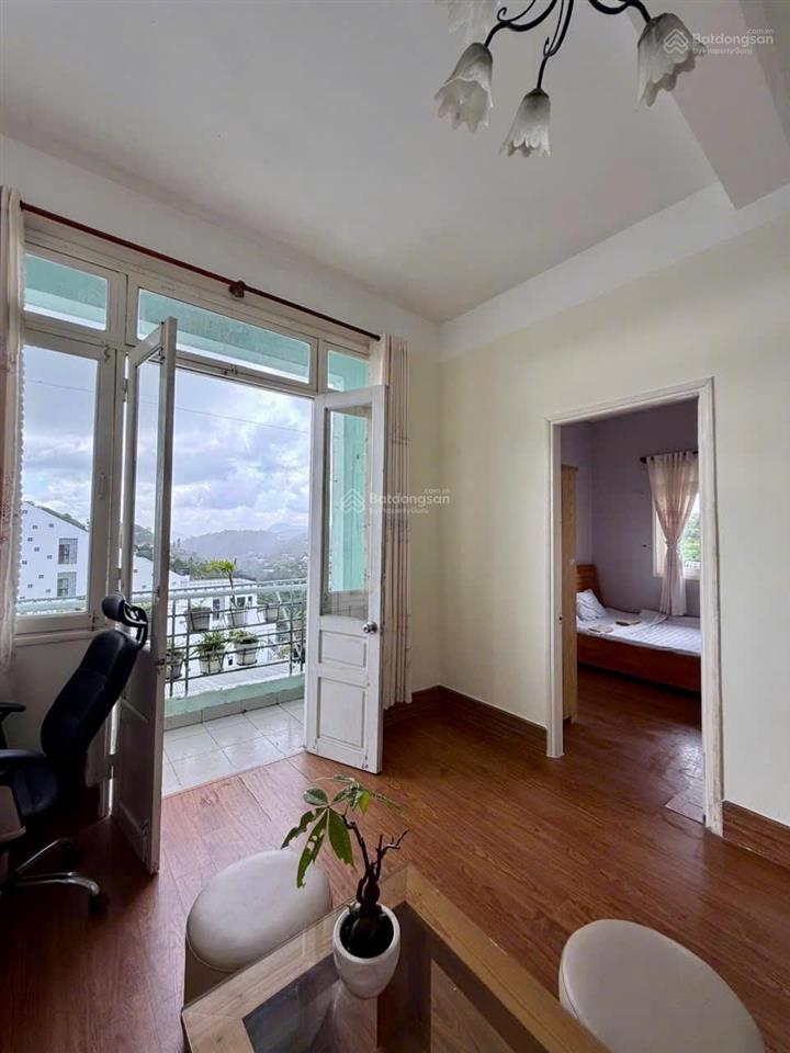6,8 triệu/tháng cho thuê căn hộ du lịch hoặc ở đường hoàng hoa thám view rừng thông