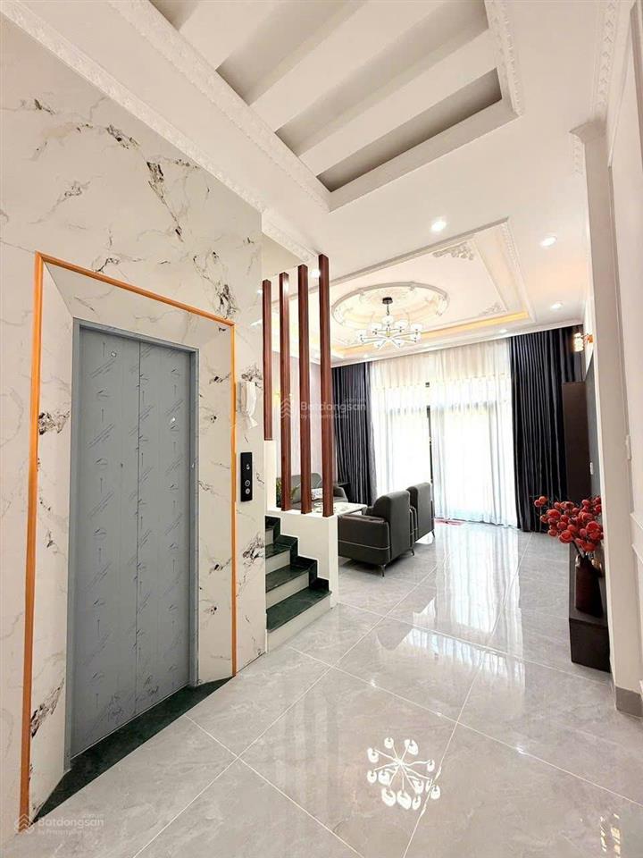 Bán nhà hiện đại thiết kế đẹp 5 phòng ngủ có thang máy, nhà mới chưa ai ở ngay khu an sơn