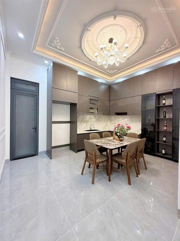 Bán nhà hiện đại thiết kế đẹp 5 phòng ngủ có thang máy, nhà mới chưa ai ở ngay khu an sơn