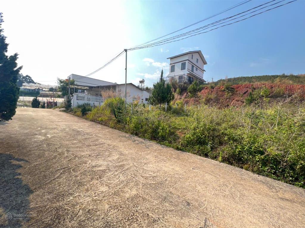 Bán đất sổ riêng xây dựng đường ô tô gần chợ, trường học khu an ninh, giá 3,2 tỷ