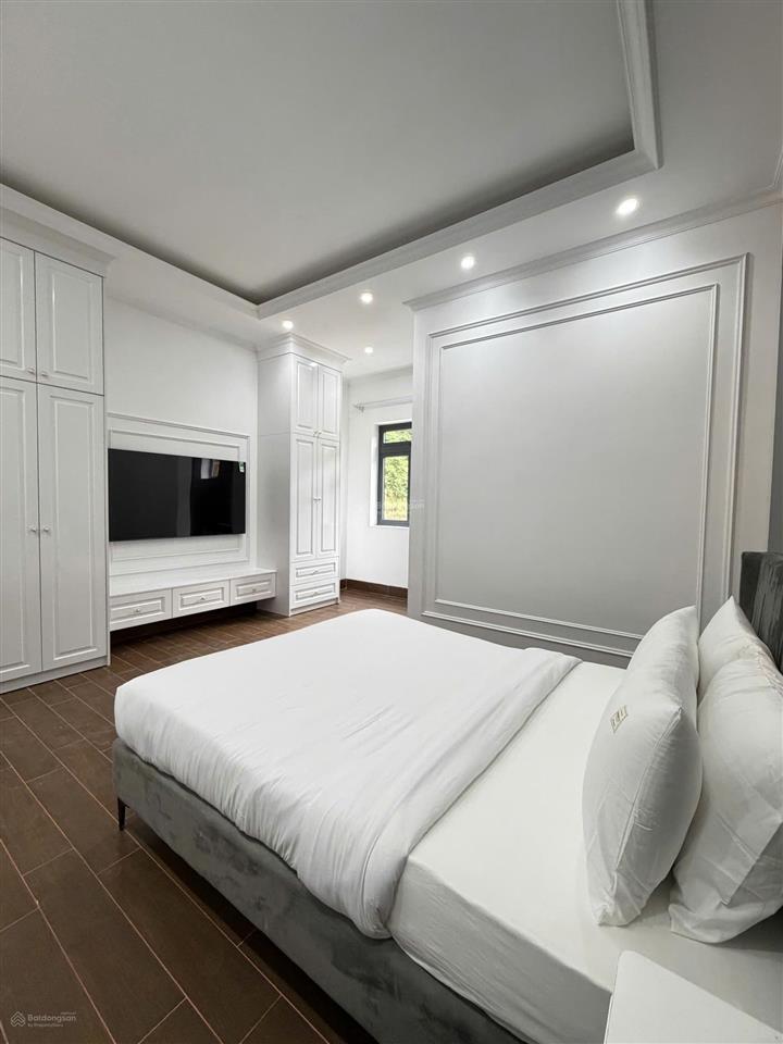 Nhà đẹp có thang máy thiết kế hiện đại khu an sơn cần bán gấp nhà cực xịn giảm còn 9,8 tỷ