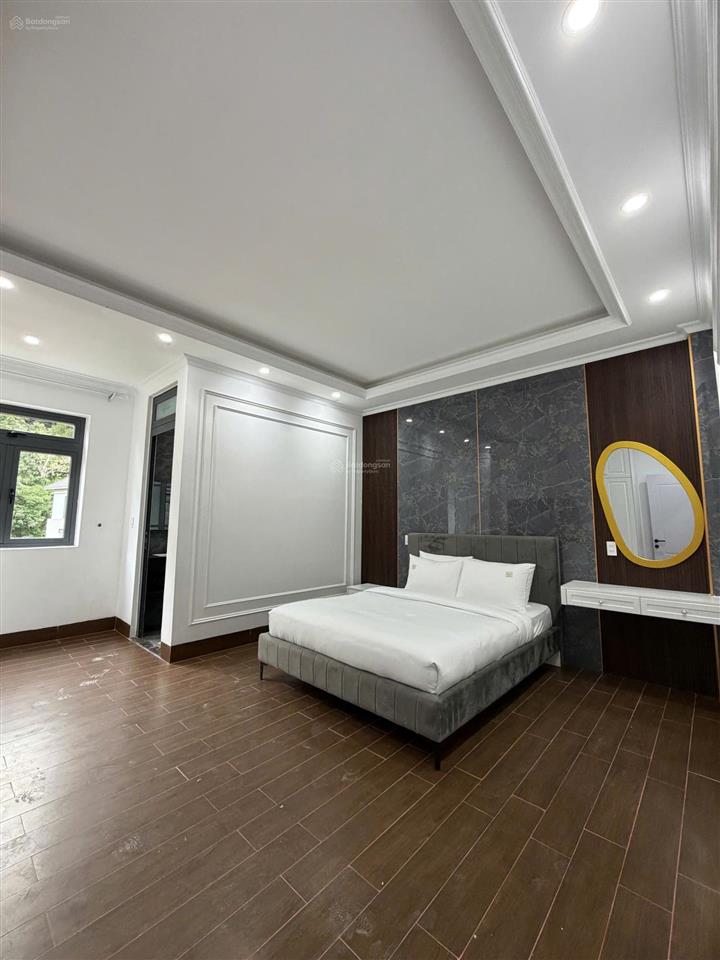 Nhà đẹp có thang máy thiết kế hiện đại khu an sơn cần bán gấp nhà cực xịn giảm còn 9,8 tỷ