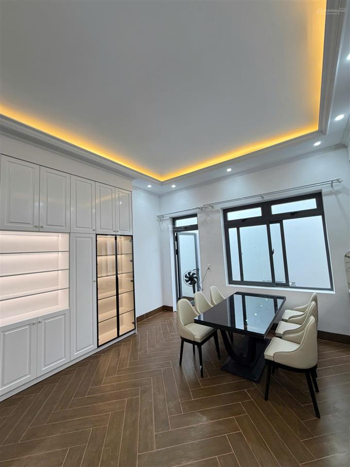 Nhà đẹp có thang máy thiết kế hiện đại khu an sơn cần bán gấp nhà cực xịn giảm còn 9,8 tỷ