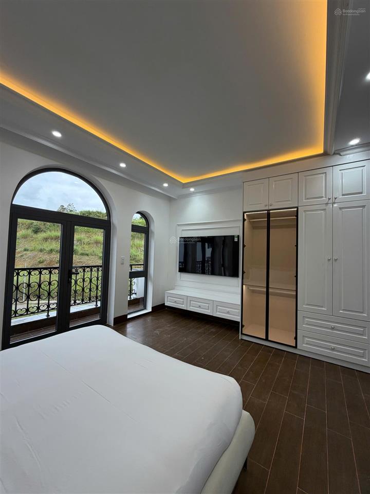 Nhà đẹp có thang máy thiết kế hiện đại khu an sơn cần bán gấp nhà cực xịn giảm còn 9,8 tỷ