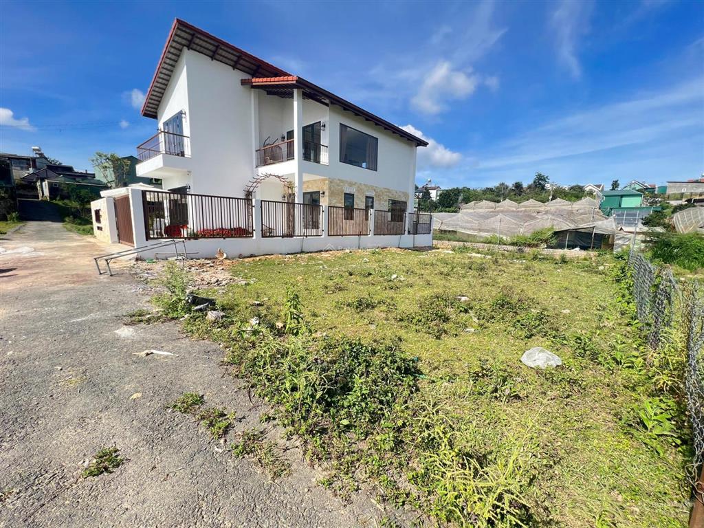 Đất măng lin ngay cổng chào 205m2 full thổ giá 4,750 tỷ thích hợp đầu tư, xây biệt thự