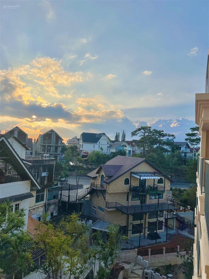 Bán căn hộ sungarden nam hồ tầng cao view thoáng căn hộ mới tinh đã có sổ hồng