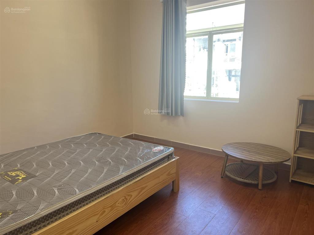 Bán căn hộ chung cư 64m2 cực thoáng sổ hồng riêng, chung cư ngô quyền, giá chỉ 2,350 tỷ