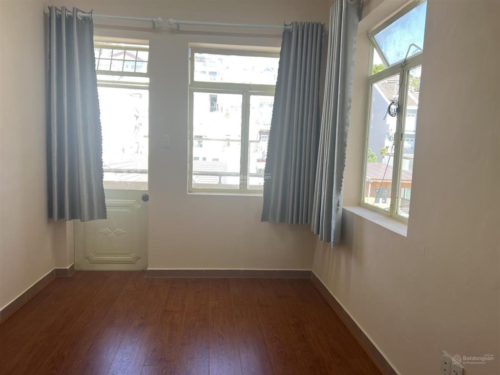 Bán căn hộ chung cư 64m2 cực thoáng sổ hồng riêng, chung cư ngô quyền, giá chỉ 2,350 tỷ