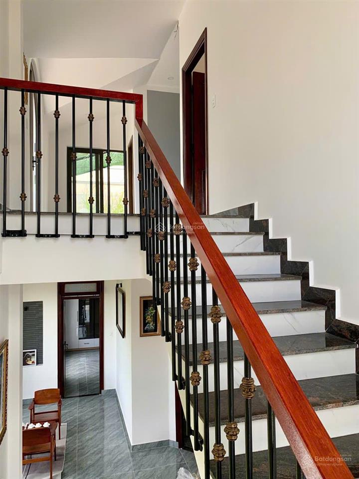 Bán biệt thự chỉ 13,5 tỷ mới keng đã hoàn công ngay trịnh hoài đức  nam hồ đà lạt