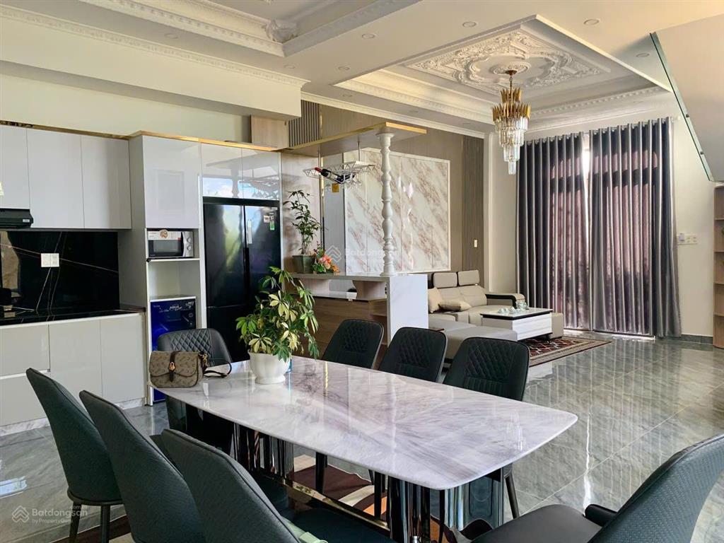 Bán biệt thự chỉ 13,5 tỷ mới keng đã hoàn công ngay trịnh hoài đức  nam hồ đà lạt