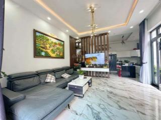 8,5 tỷ cần bán gấp cho căn villa ngay trịnh hoài đức giá tốt khu vực