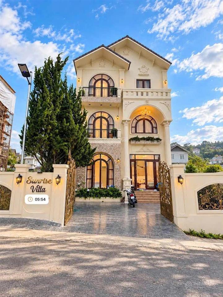 Bán villa biệt thự trịnh hoài đức thiết kế đẹp sân vườn nhà mới 13,5 tỷ thương lượng