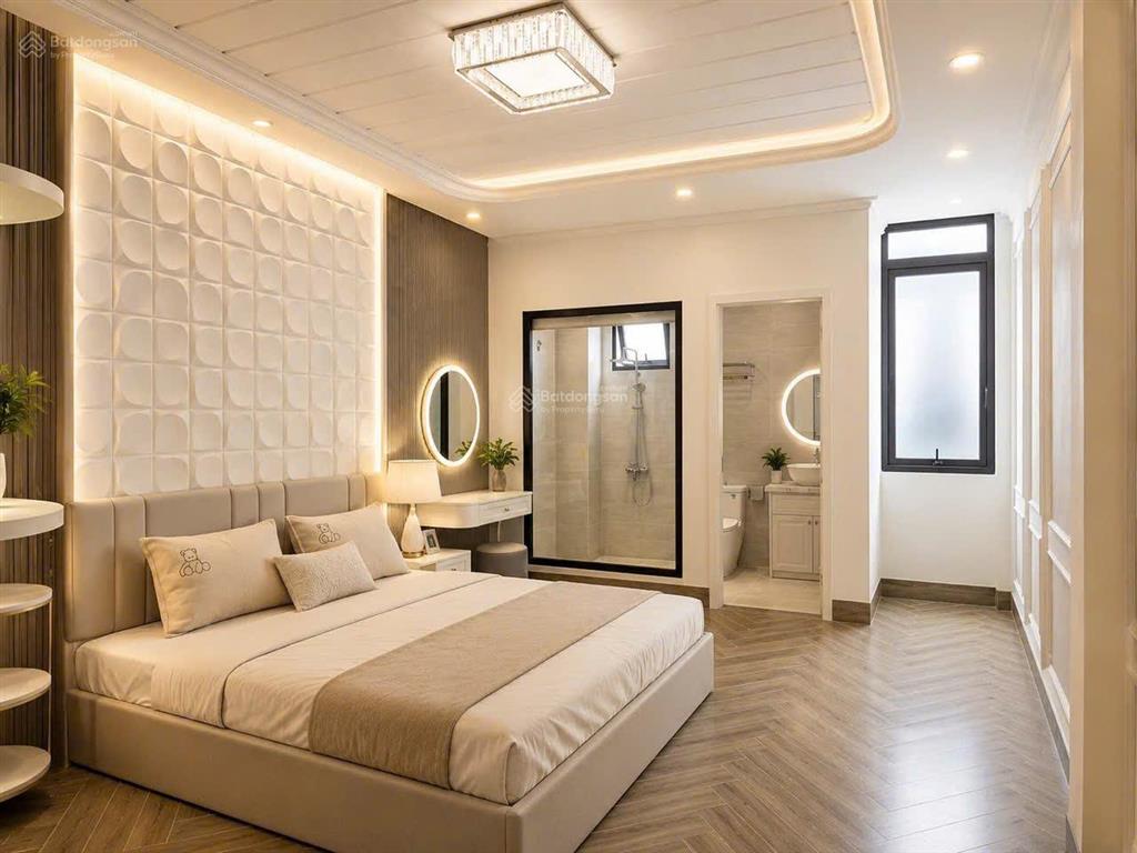 Nhà đẹp ngay trung tâm phố hoàn công 92m2 giá 12,5 tỷ thương lượng