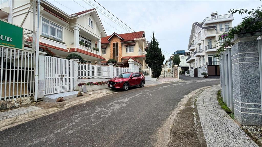 Bán đất kqh yersin cách hồ xuân hương chỉ 500m khu vực nhiều biệt thự
