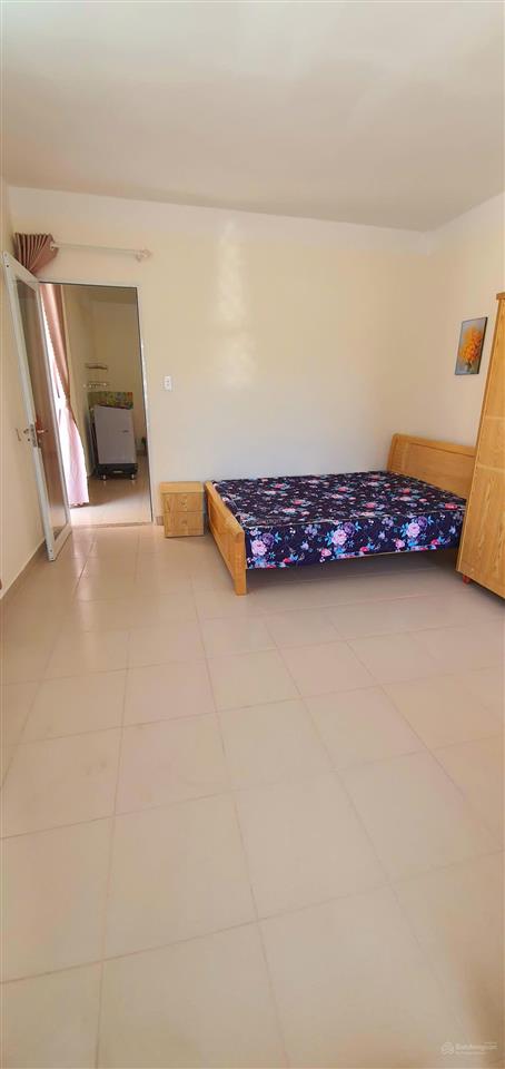Chung cư ngay sát nhà thờ con gà đà lạt 58m2 thang máy sổ hồng riêng giá 2,950 tỷ thương lượng