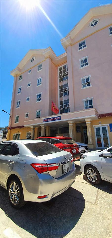 Chung cư ngay sát nhà thờ con gà đà lạt 58m2 thang máy sổ hồng riêng giá 2,950 tỷ thương lượng