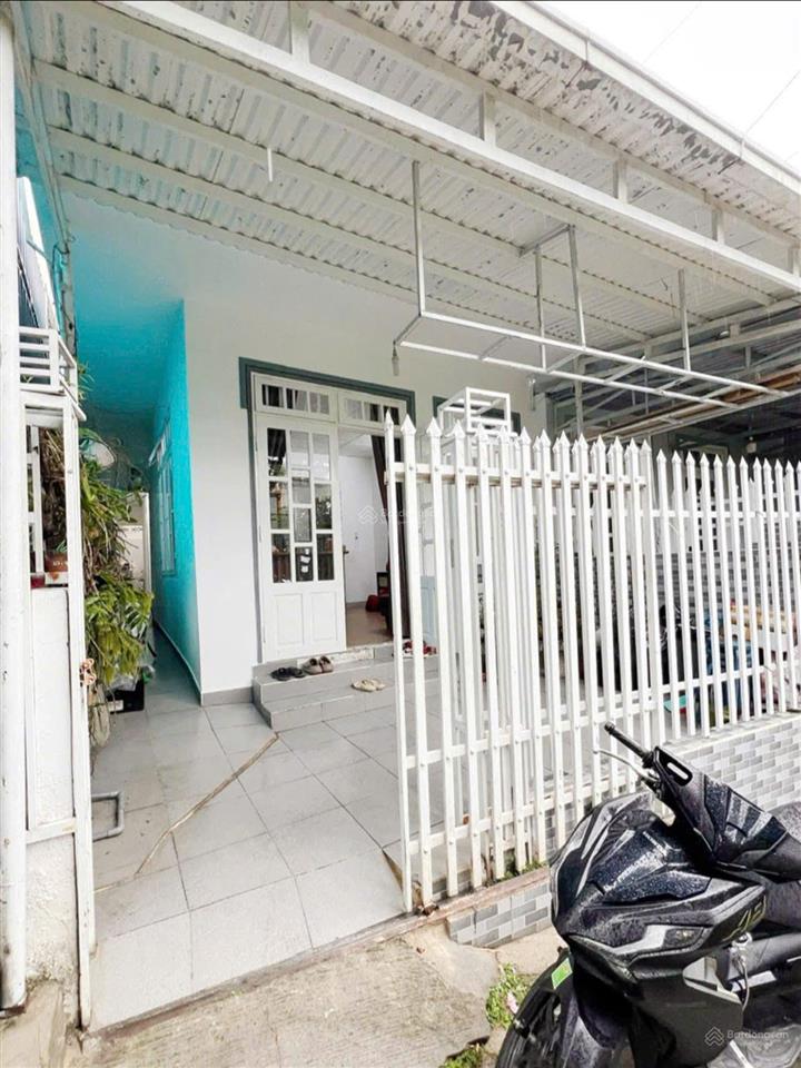 Sổ hồng riêng nhà ngô quyền 70m2 giá chỉ 4 tỷ cần bán nhanh giá tốt