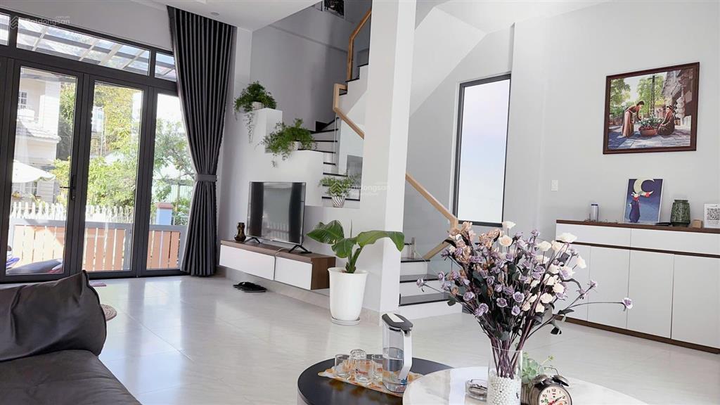 Bán home gần hồ xuân hương 90m2 với 5 phòng kinh doanh giá tốt chỉ còn 8,3 tỷ thương lượng