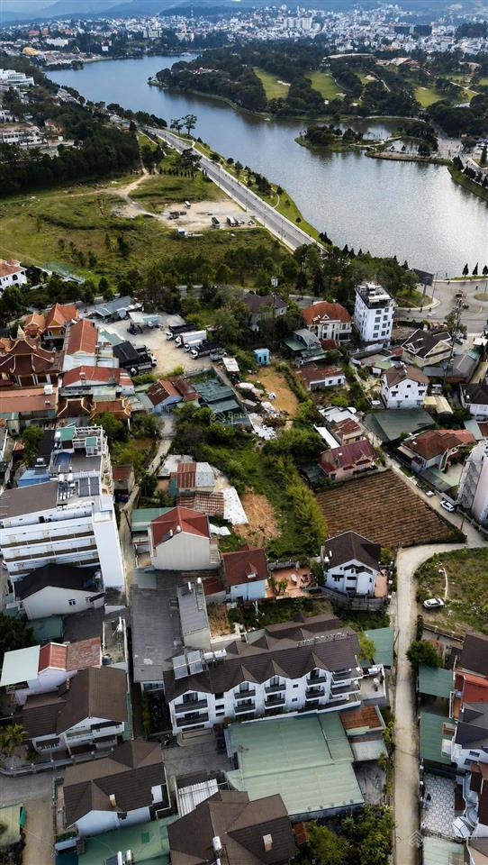 589m2 có sẵn 300m2 đất ở view hồ xuân hương vị trí xây khách sạn đẳng cấp 22,5 tỷ giá ngộp