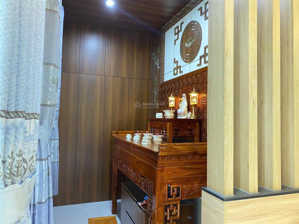 Chủ kẹt tiền bán gấp nhà đẹp hoà long