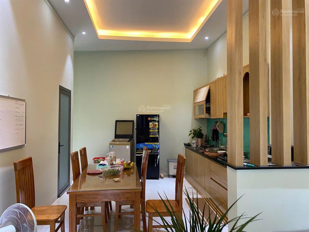 Chủ kẹt tiền bán gấp nhà đẹp hoà long