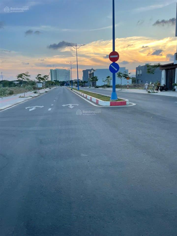 Chính chủ cần bán nhanh lô tđc hoà long phường tam long, tp.hcm
