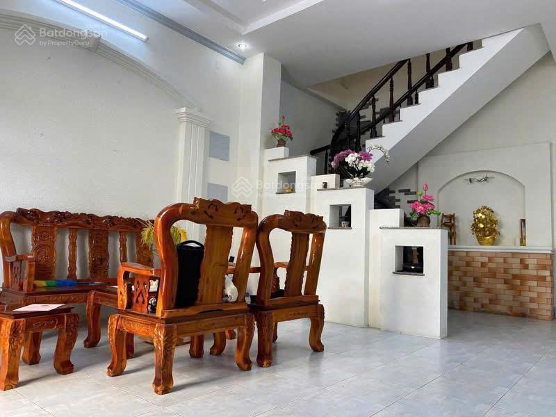Nắm chủ bán nhà hẻm võ ngọc chấn, p. long hương