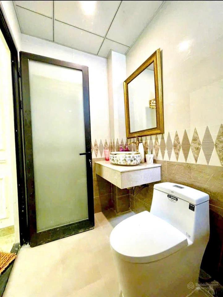 Chủ cần bán gấp nhà mặt tiền trung tâm tp. bà rịa.