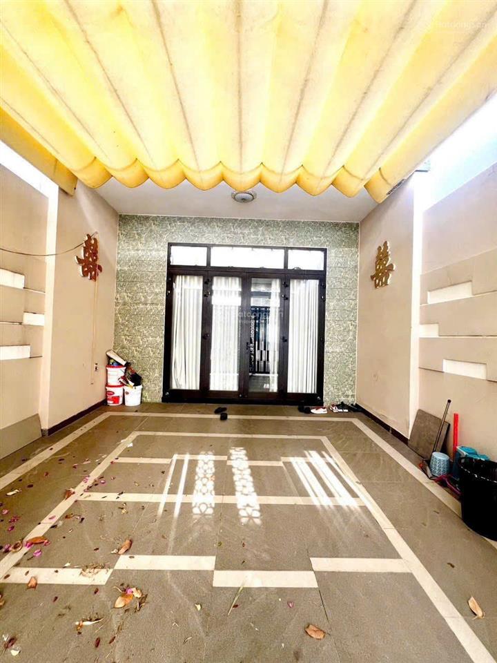Chủ cần bán gấp nhà mặt tiền trung tâm tp. bà rịa.