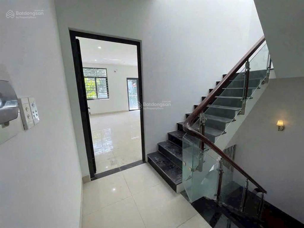 Nhà mặt tiền lê chân trung tâm tp bà rịa vị trí kinh doanh cực đẹp.