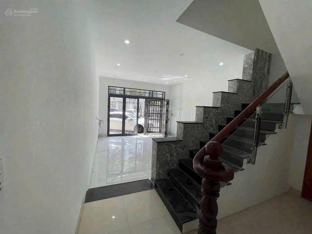 Nhà mặt tiền lê chân trung tâm tp bà rịa vị trí kinh doanh cực đẹp.