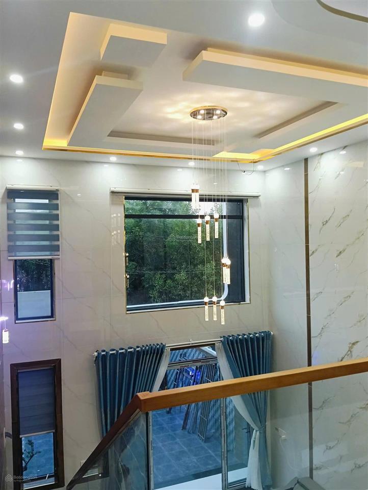 Nhà lầu đẹp phước hải  cách biển 4km