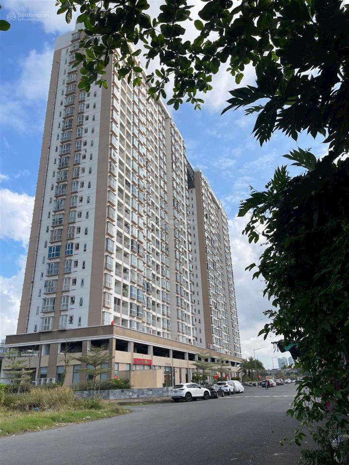 Chuyển chỗ ở bán gấp căn 60m2 2pn2wc giá 3,35 tỷ (nhà sạch view sông thoáng mát)