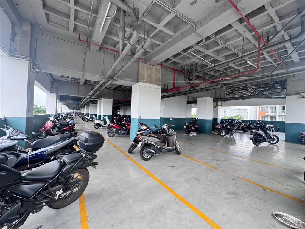 Cần tiền bán gấp 2pn2wc giá 3tỷ450 (sẵn nội thất, tl thêm khách thiện chí)