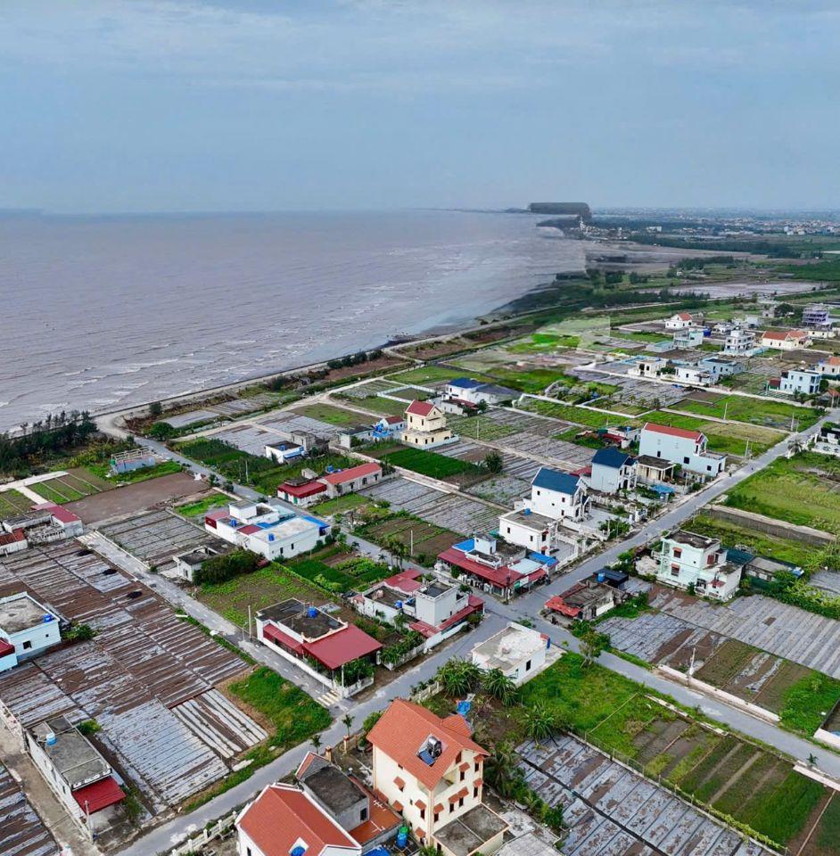 Chính chủ bán gấp 100m2, (12tr/m), đất Biển Hải Xuân, lõi khu kinh tế Ninh Cơ Nam Định