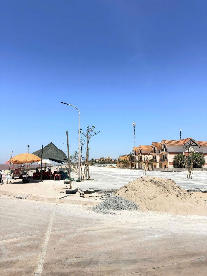 Bán cắt lỗ lô đất Quất Lâm cách biển 300m, chỉ 1tỷ020tr, sẵn sổ lâu dài
