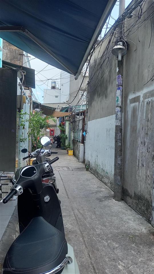 P. 15 tân bình. nhà cũ 61m2, 4.8 tỷ tl. hxh phạm văn bạch