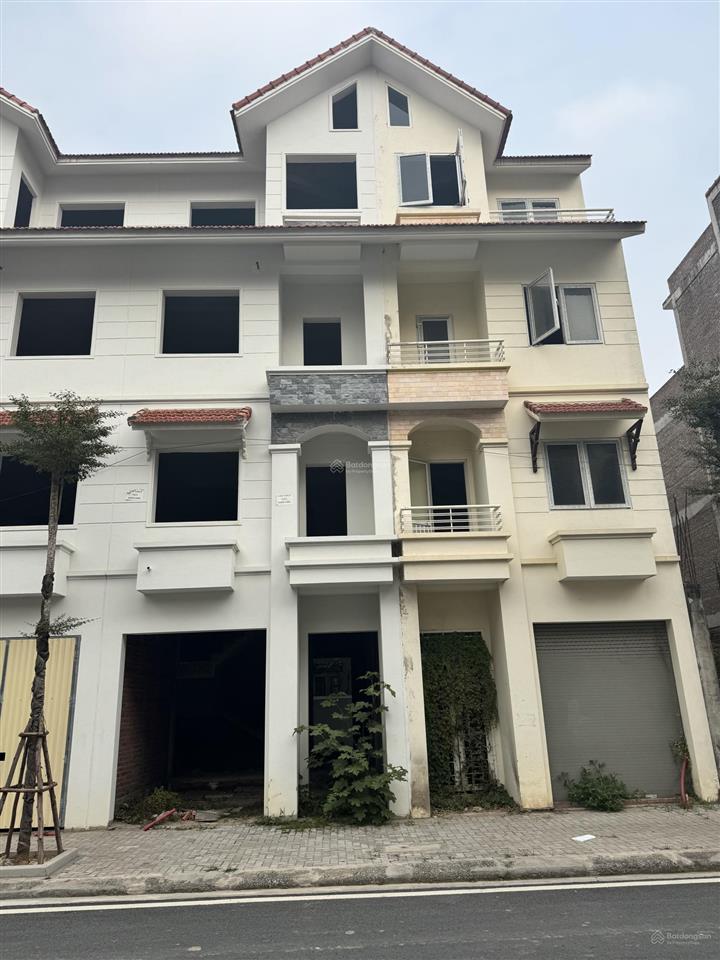 Bán lk b12 kđt cienco5 hoài đức  trục chính  2 mặt thoáng giáp kđt lideco