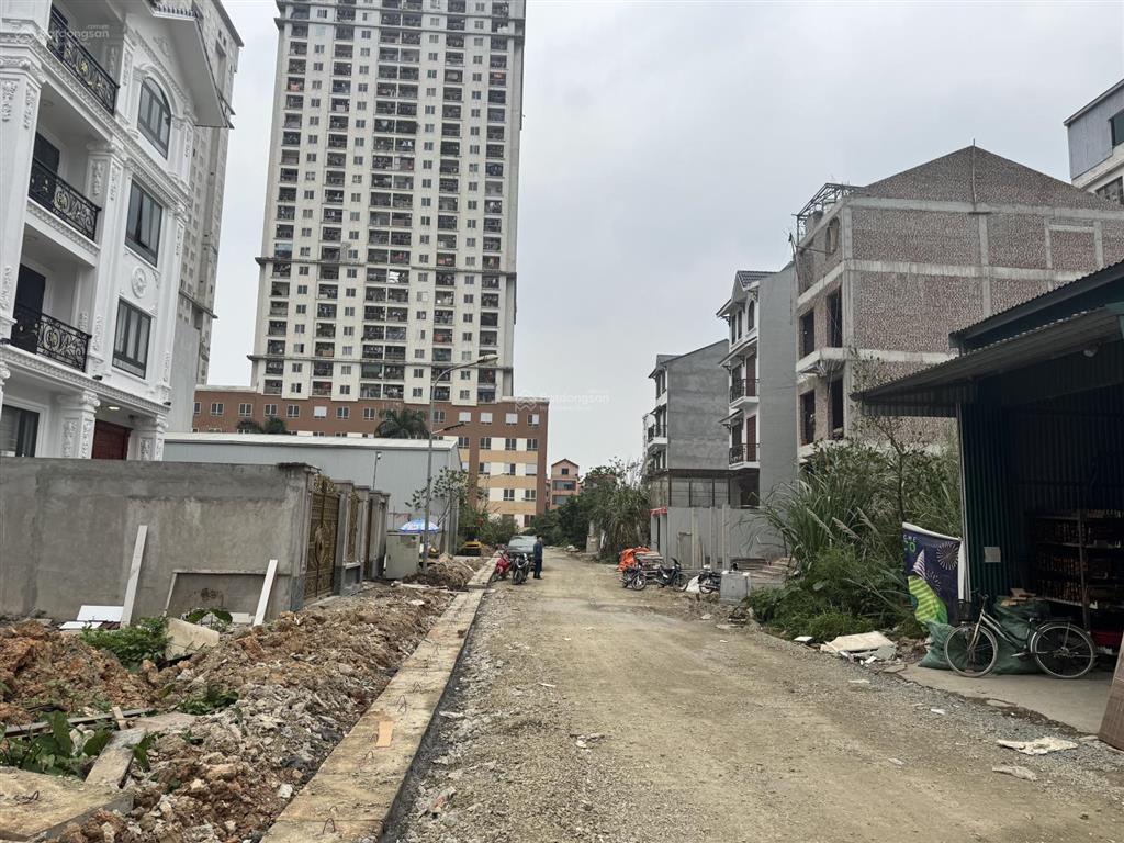 Bán nhà liền kề kđt tân việt 100m2  đường 12m giá 12 tỷ