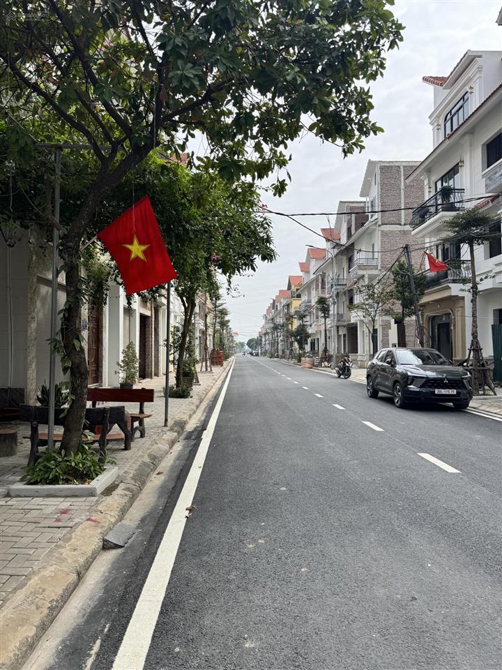 Bán nhà hoàn thiện 75m2 4,5 tầng tại kđt cienco5 hoài đức giá rất tốt chỉ 12.x tỷ