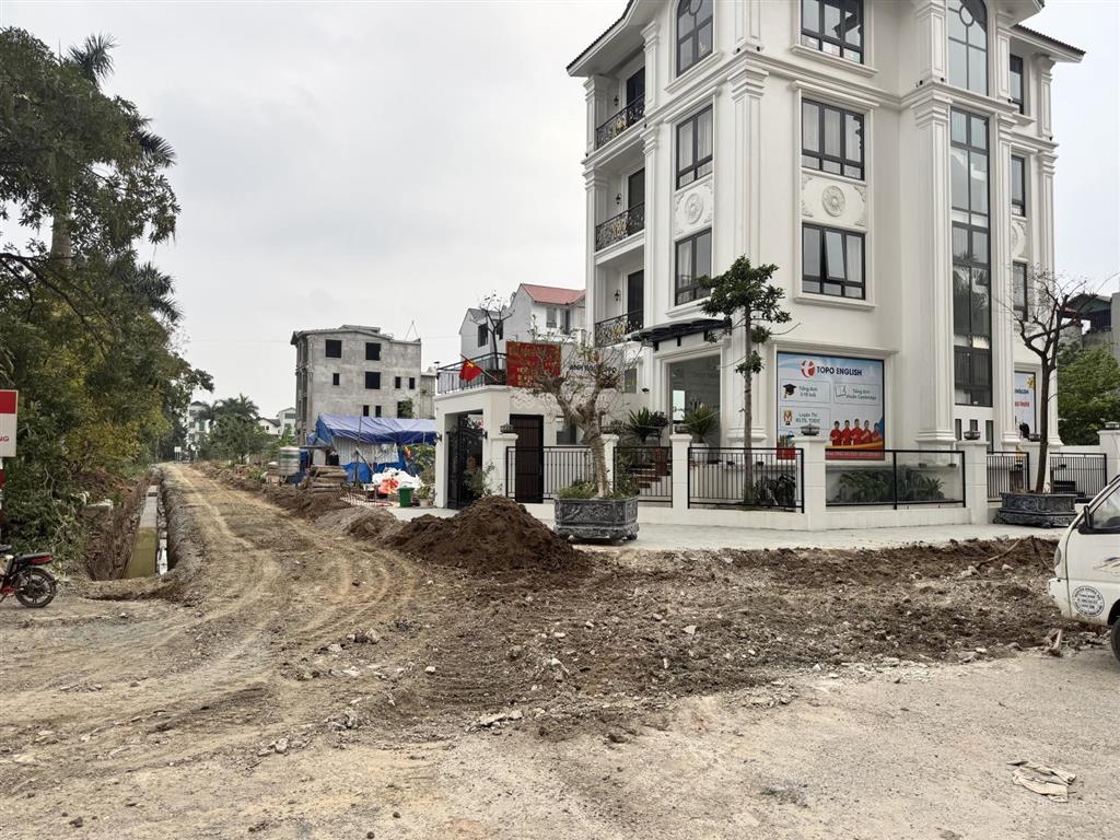 Bán nhà liền kề kđt tân việt hoài đức 100m2  xây 5 tầng  đường 12m