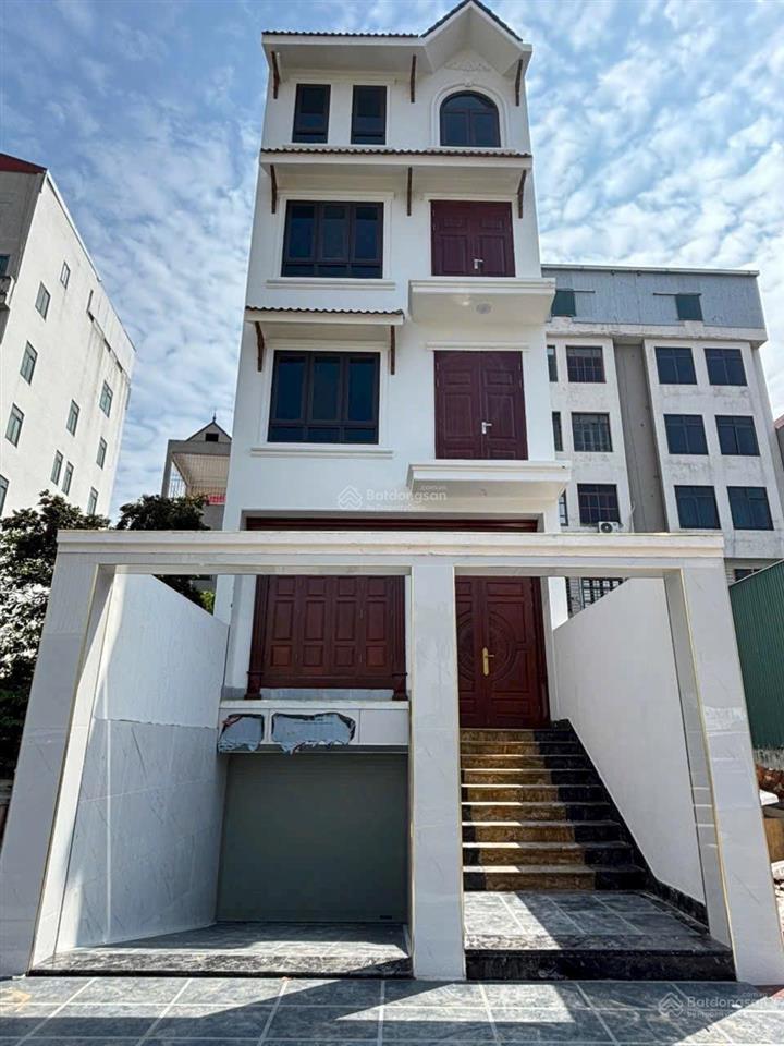 Bán nhà liền kề kđt tân việt hoài đức 100m2  xây 5 tầng  đường 12m