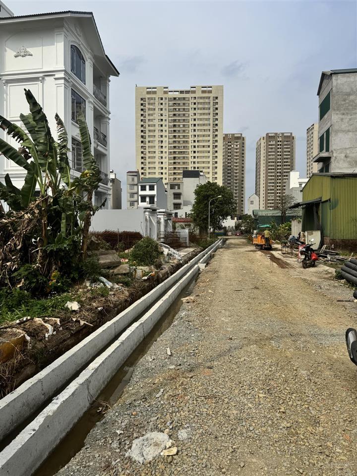 Bán nhà liền kề kđt tân việt hoài đức 100m2  xây 5 tầng  đường 12m