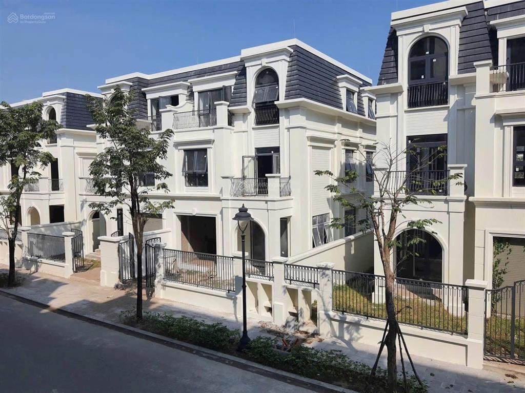 Siêu phẩm biệt thự song lập tại kđt hinode royal park gần hồ. giá cắt lỗ chỉ 26 tỷ