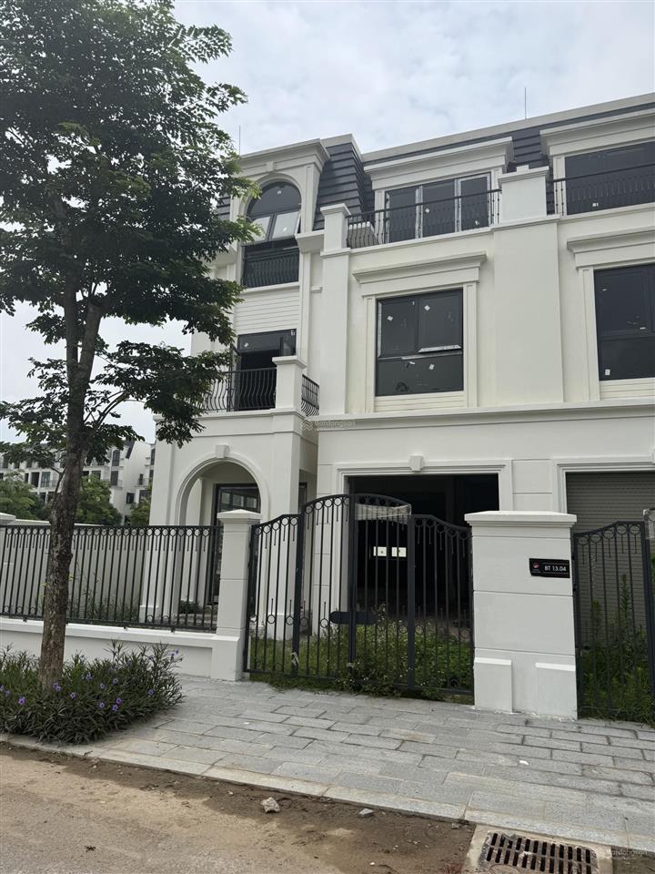 Siêu phẩm biệt thự song lập tại kđt hinode royal park gần hồ. giá cắt lỗ chỉ 26 tỷ