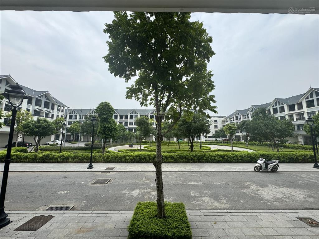 Lk 95m2 view trực diện công viên tại kđt hinode royal park  giá 13,5 tỷ