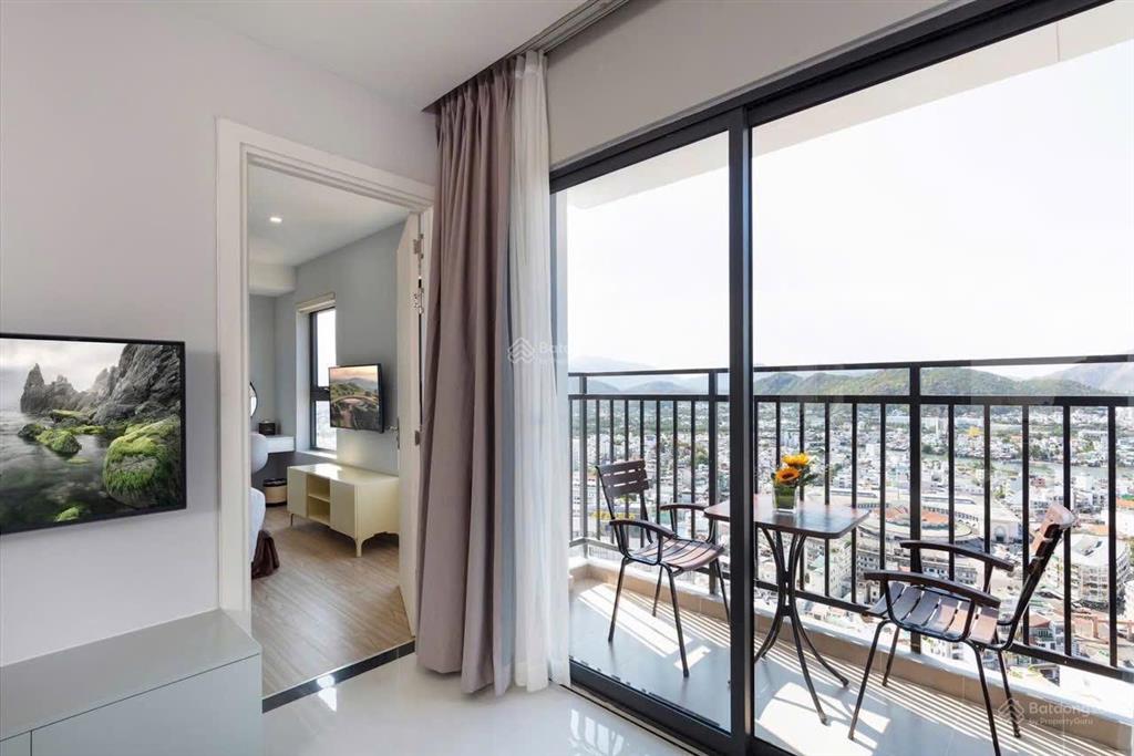 Bán căn hộ biển dqua hotel cho thuê tạo dòng tiền tốt 16 triệu/tháng.