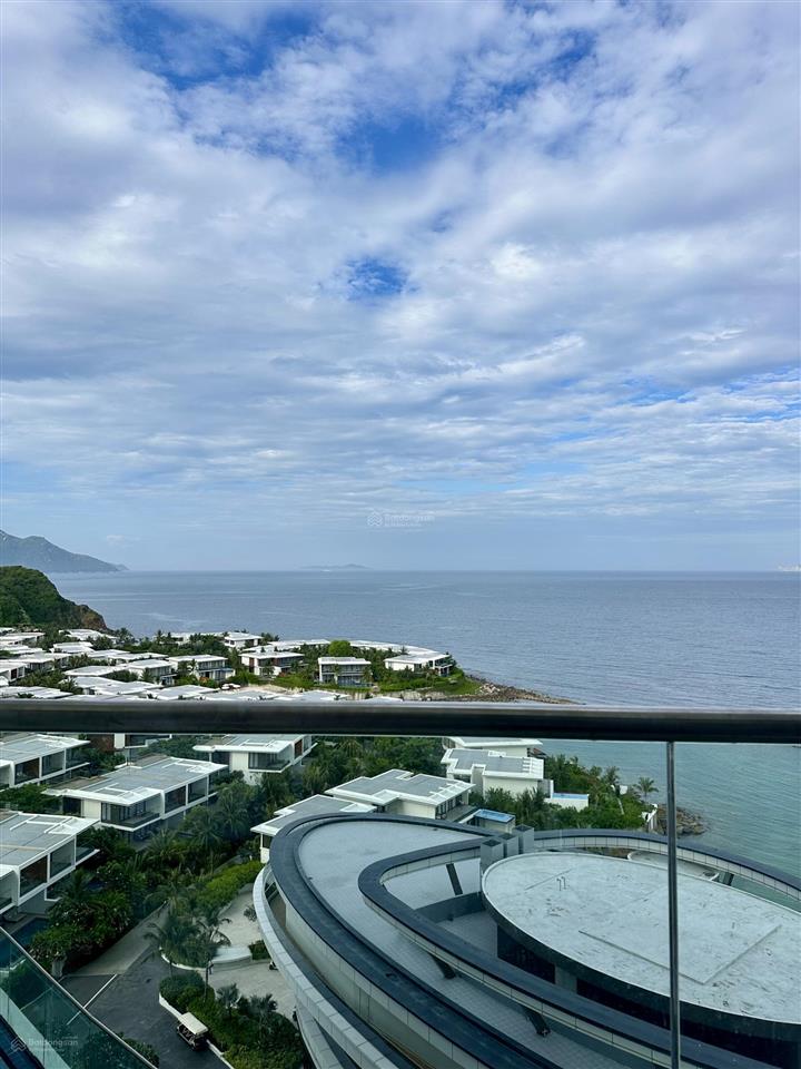 Toà căn hộ alora view biển  nằm trong quần thể vega city libera  nhà hát đó  biệt thự la tiên